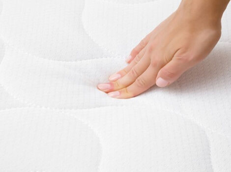 Comment nettoyer le matelas pour un lit sain ?